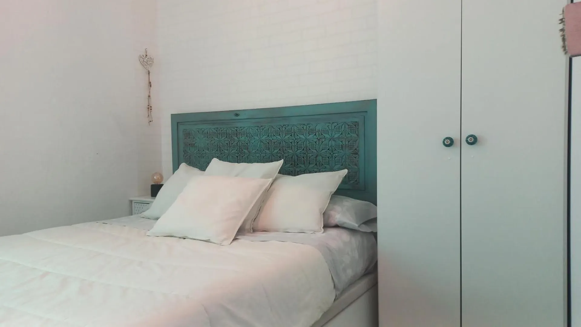 펜션 Villa La Zalamera 치클라나 데 라 프론테라